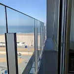 Sun South- Seaview-sea At 15meter-ostend Apartmán