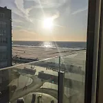 Sun South- Seaview-sea At 15meter-ostend 公寓